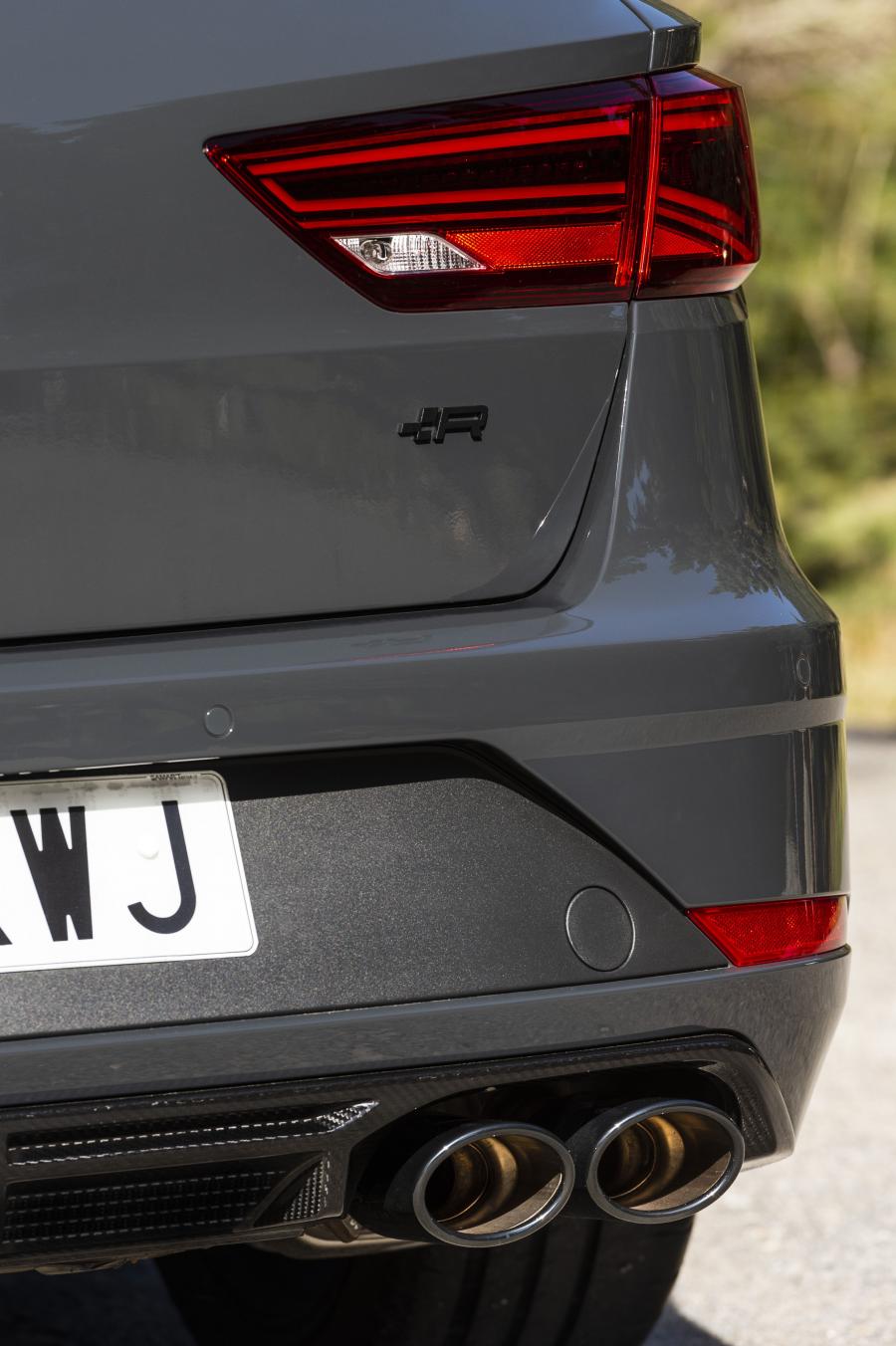 Детали экстерьера Seat Leon Cupra R ST (5F) 2018 года  (WW) (фото 19 из 40)
